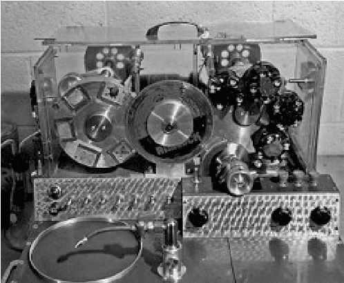 Figure 1 for Breccia and basalt classification of thin sections of Apollo rocks with deep learning