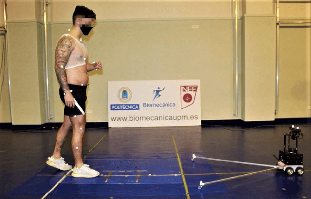 Figure 1 for Supervised learning for improving the accuracy of robot-mounted 3D camera applied to human gait analysis