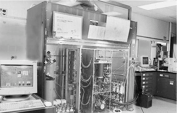 Figure 1 for Monitoring a Complez Physical System using a Hybrid Dynamic Bayes Net