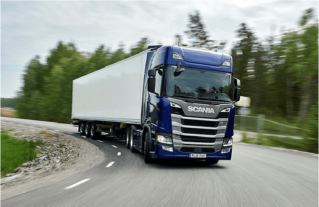 Figure 1 for Optimization-Based On-Road Path Planning for Articulated Vehicles