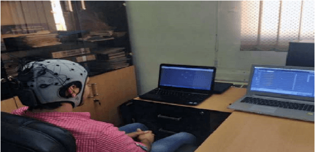 Figure 3 for Control of a 2-DoF robotic arm using a P300-based brain-computer interface